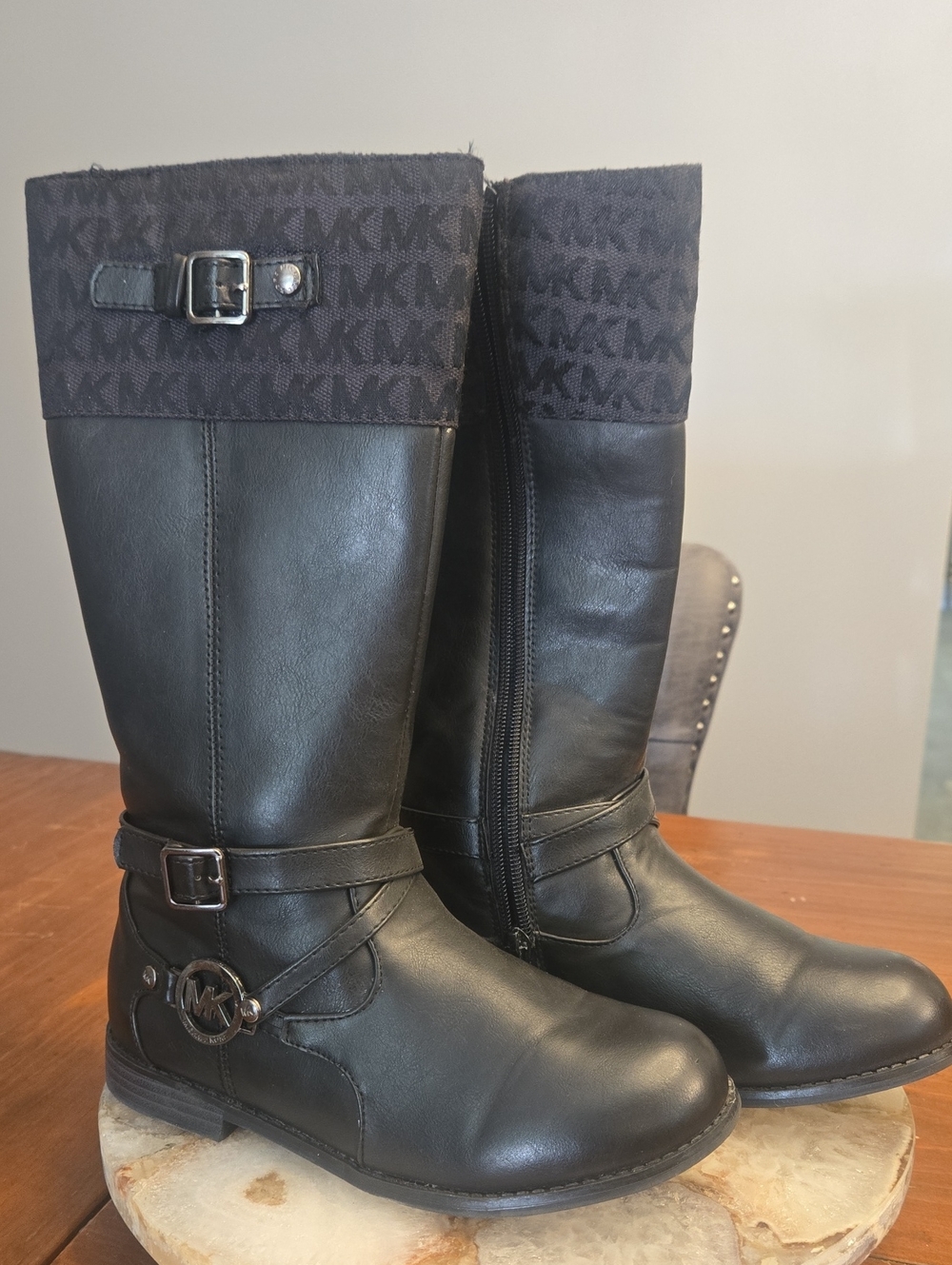 Euc Michael Kors Black Leather MK Signature Cuff Girls Riding Boots Size 3